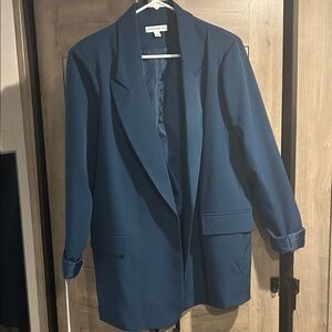 Elegant Women's Blue Blazer